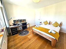 Comfort 2BR flat with terrace&parking