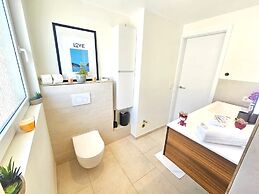 Comfort 2BR flat with terrace&parking