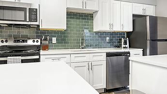 Barsala At Fountain Parc Apartments