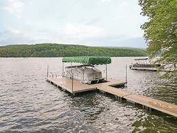 A Lakefront Paradise by Taylor Made Deep Creek
