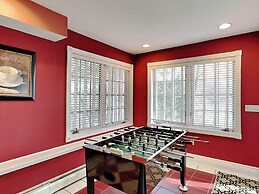 A Lakefront Paradise