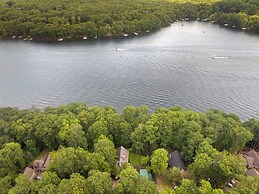 A Lakefront Paradise by Taylor Made Deep Creek