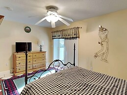 A Lakefront Paradise