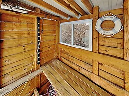 A Lakefront Paradise