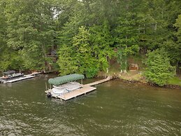 A Lakefront Paradise by Taylor Made Deep Creek