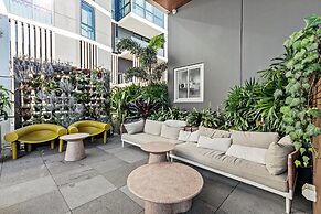 Art House Apartments by CLLIX