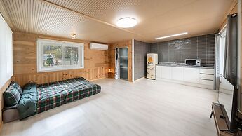 Chaesonghwa Glamping in Yeongcheon