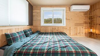 Chaesonghwa Glamping in Yeongcheon