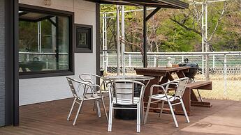 Chaesonghwa Glamping in Yeongcheon