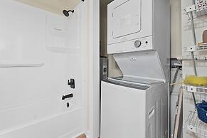 Sands III #1C - Toes In the Water