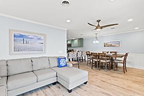 Sands III #1C - Toes In the Water