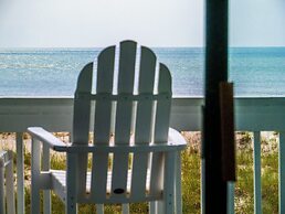Sands III #1C - Toes In the Water