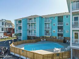 Sands III #1C - Toes In the Water