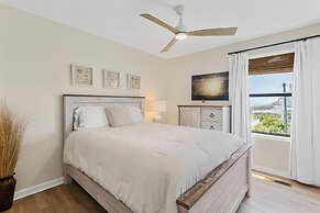 Sands III #1C - Toes In the Water