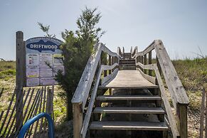 Sands III #1C - Toes In the Water
