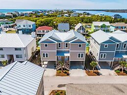 Queens Grant Oceanfront Condo Unit 211c