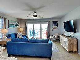 Surf Condos 618