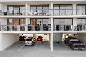 Paradise Towers #105 - Turtle Cay