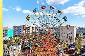 Boardwalk Pent House