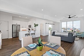 Boardwalk Pent House