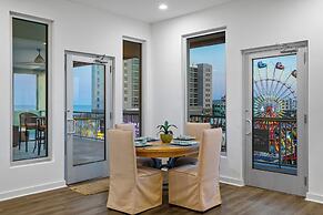 Boardwalk Pent House