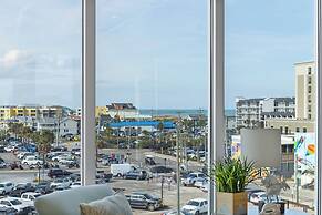 Boardwalk Pent House