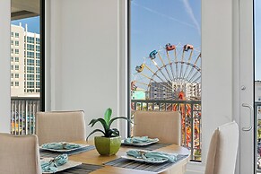 Boardwalk Pent House