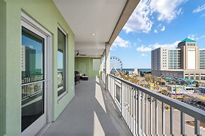 Boardwalk Pent House