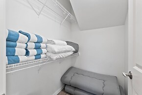 @marbella Lane - Elegant 3BR w/ Marvelous Views