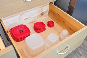 @marbella Lane - Elegant 3BR w/ Marvelous Views