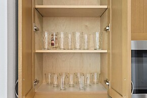 @marbella Lane - Elegant 3BR w/ Marvelous Views