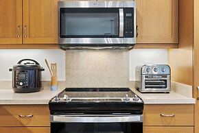 @ Marbella Lane - Stunning Gem w/ MT & Ocean Views