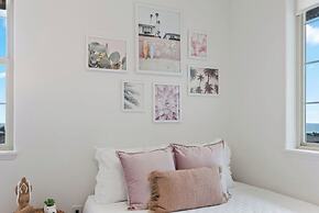 @ Marbella Lane - Stunning Gem w/ MT & Ocean Views