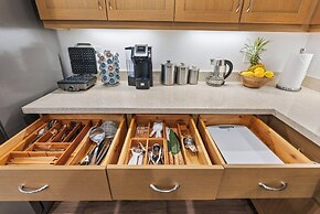 @ Marbella Lane - Stunning Gem w/ MT & Ocean Views