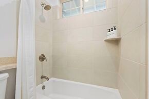 @ Marbella Lane - Stunning Gem w/ MT & Ocean Views