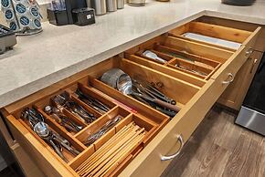 @ Marbella Lane - Stunning Gem w/ MT & Ocean Views