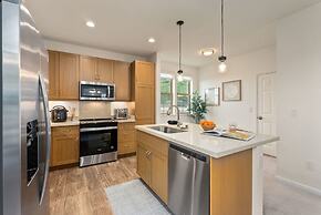 @ Marbella Lane - Stunning Gem w/ MT & Ocean Views