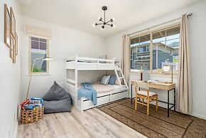 @ ML Aloha Hoonani 3BR Home MT & Ocean Views!