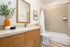 @ ML Aloha Hoonani 3BR Home MT & Ocean Views!