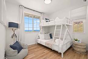 @ Marbella Lane - Paradise Point Close to Beaches