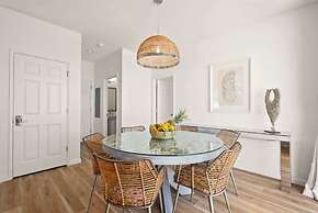 @ Marbella Lane - Paradise Point Close to Beaches