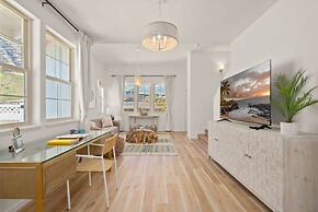 @ Marbella Lane - Paradise Point Close to Beaches