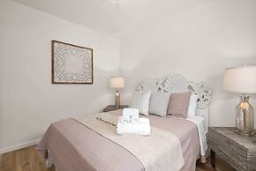 @ Marbella Lane - Paradise Point Close to Beaches