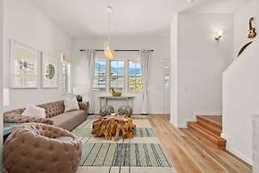 @ Marbella Lane - Paradise Point Close to Beaches