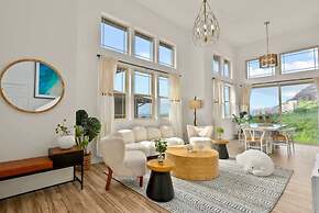 @ Marbella Lane - 3BR w/ Amazing MT & Ocean Vistas
