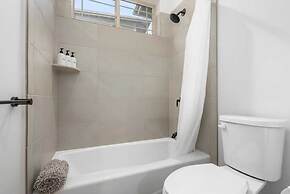@ Marbella Lane - 3BR w/ Amazing MT & Ocean Vistas