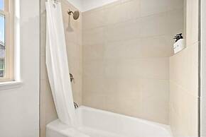 @ Marbella Lane - Pōmaika'i Ocean Love Paradise