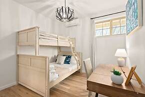 @ Marbella Lane - Pōmaika'i Ocean Love Paradise