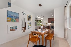 @ Marbella Lane - Pōmaika'i Ocean Love Paradise