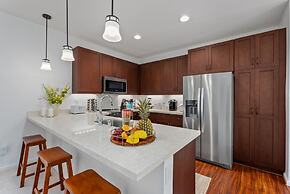 @ Marbella Lane - Pōmaika'i Ocean Love Paradise